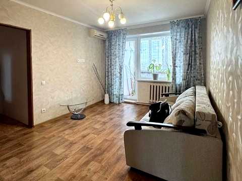 квартира за адресою Калинова вул., 102