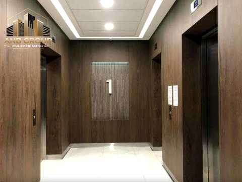 комерційна за адресою Джона Маккейна вул. (Івана Кудрі), 7