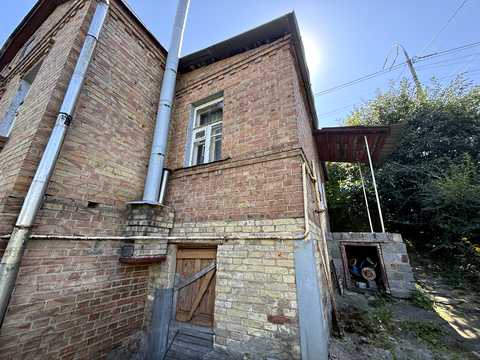 будинок за адресою Валерія Лобановського просп. (Червонозоряний), 77