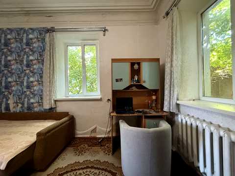 будинок за адресою Валерія Лобановського просп. (Червонозоряний), 77