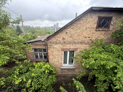 будинок за адресою Валерія Лобановського просп. (Червонозоряний), 77
