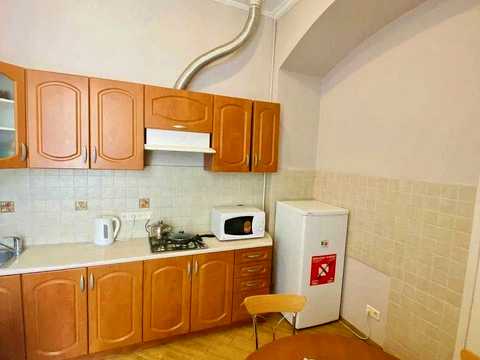 квартира за адресою Мала Житомирська вул., 17