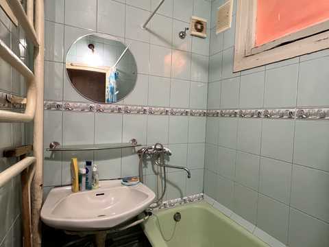 квартира за адресою Бакинська вул., 28