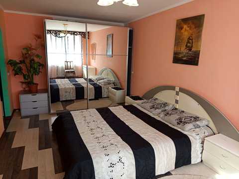 квартира по адресу Садова ул., 32