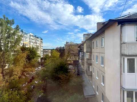 квартира за адресою Оріхуватська вул. (Бурмистенка), 13