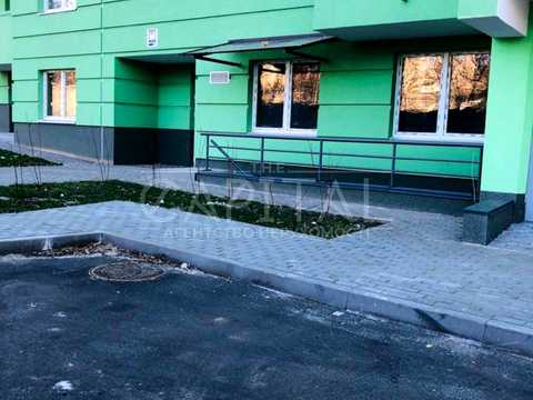 комерційна за адресою Любомира Гузара просп. (Космонавта Комарова), 10-А