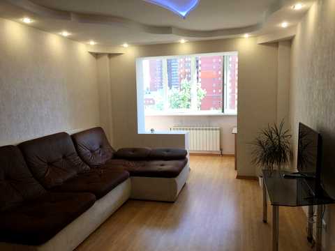квартира за адресою Анни Ахматової вул., 15