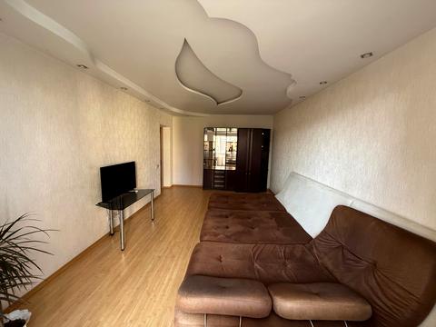 квартира за адресою Анни Ахматової вул., 15