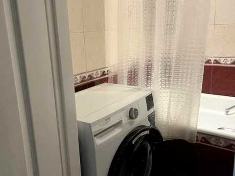 квартира за адресою Анни Ахматової вул., 15