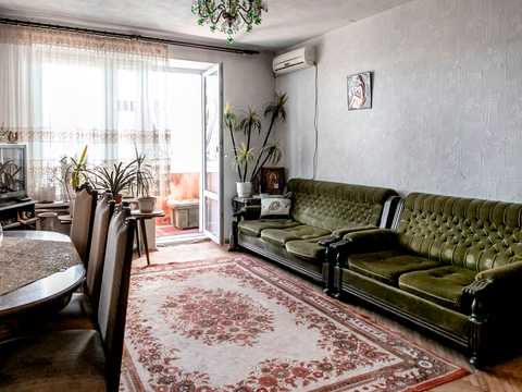 квартира за адресою Авіаційна вул., 1