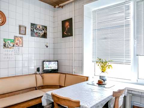 квартира за адресою Авіаційна вул., 1