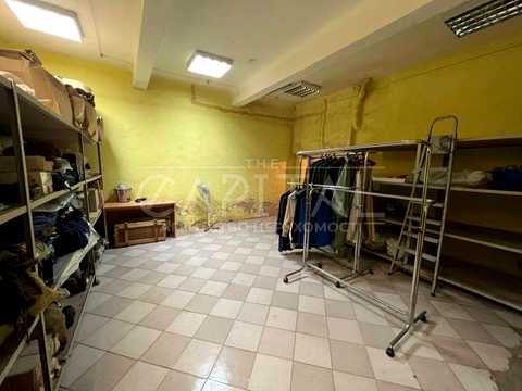 комерційна за адресою Сокальська вул., 4
