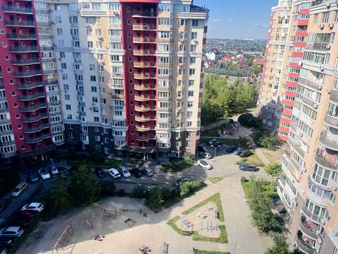 квартира за адресою Василя Симоненка вул., 5-А