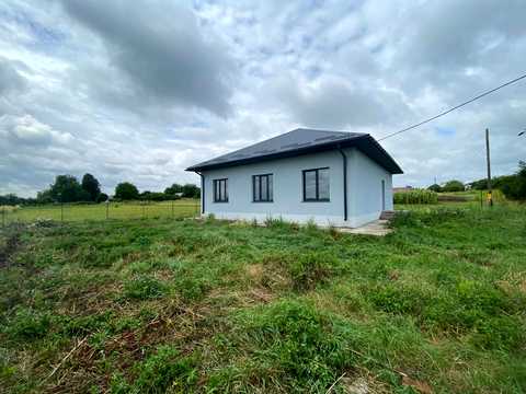 будинок за адресою Центральна