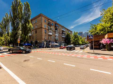 квартира по адресу Андрея Верхогляда ул. (Михайла Драгомирова), 10/10