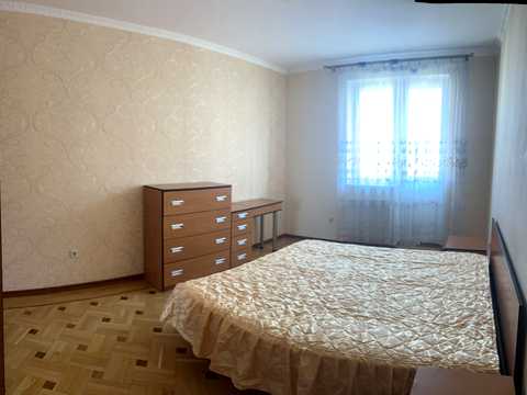 квартира за адресою Джона Леннона вул., 37