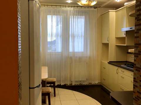 квартира за адресою Джона Леннона вул., 37