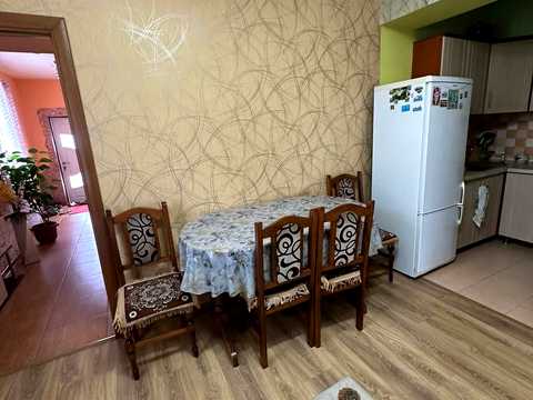 будинок за адресою с. Ставне, Центральна, 111
