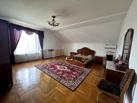 дом по адресу Кучанська, 3