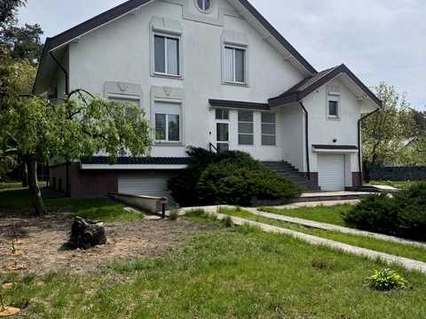 дом по адресу Кучанська, 3