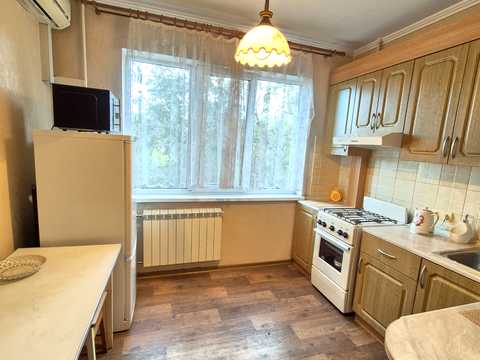 квартира за адресою Захарівська вул., 2