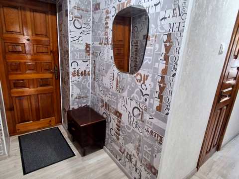 квартира за адресою Кропивницького вул., 11