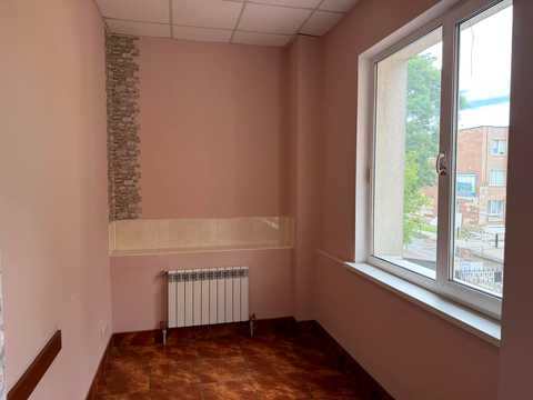 коммерческая по адресу Водопровідна ул., 20