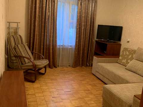 квартира по адресу Ревуцкого ул., 18
