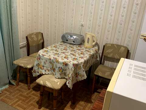 квартира по адресу Ревуцкого ул., 18
