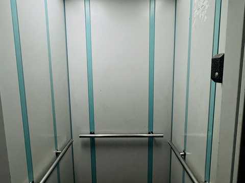 квартира за адресою Електрозаводська вул., 3