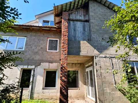будинок за адресою Долинка, 63а