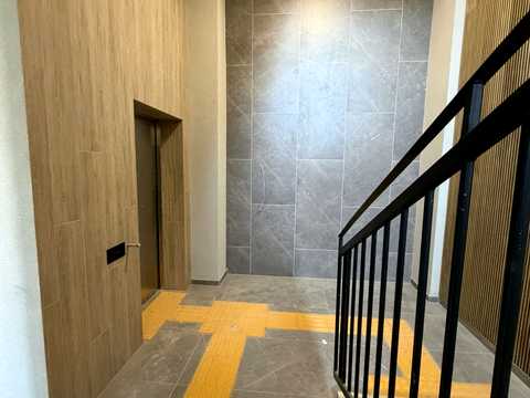 квартира за адресою Героїв Майдану вул. (Червоноармійська), (Будинок)