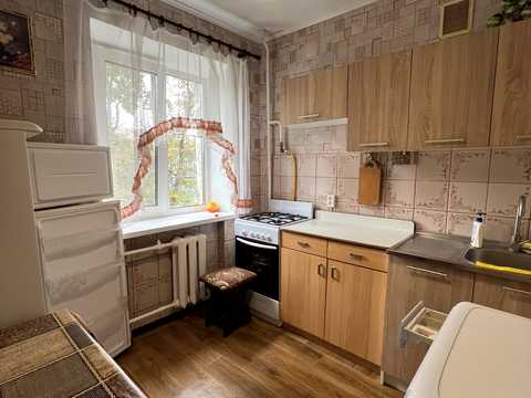 квартира по адресу Салютная ул., 13
