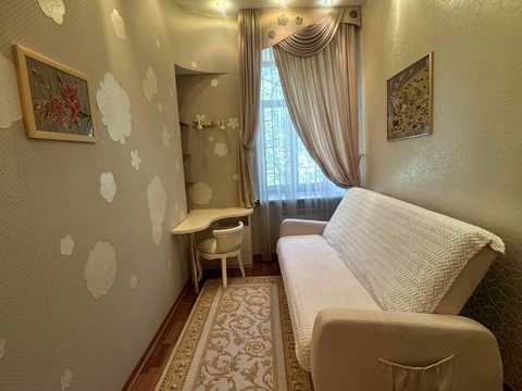 квартира за адресою Лютеранська вул., 8