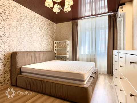 квартира за адресою Анни Ахматової вул., 34