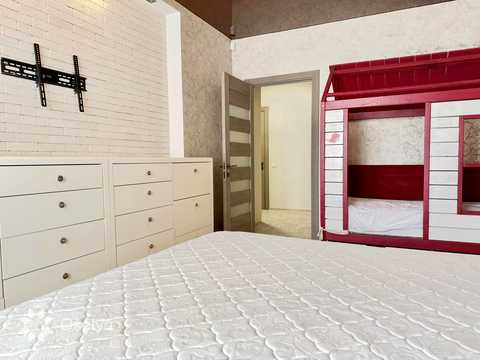 квартира за адресою Анни Ахматової вул., 34