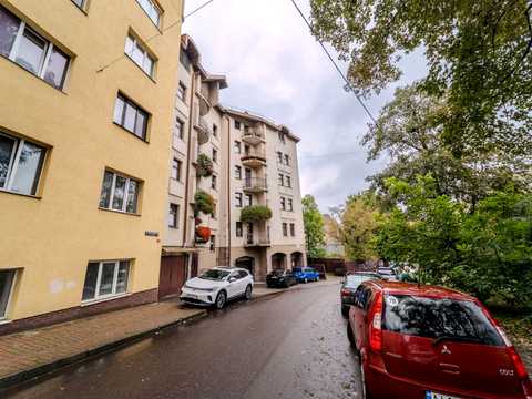 квартира за адресою Іларіона Свєнціцького вул., 18
