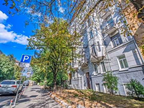 квартира за адресою Тарасівська вул., 3-А