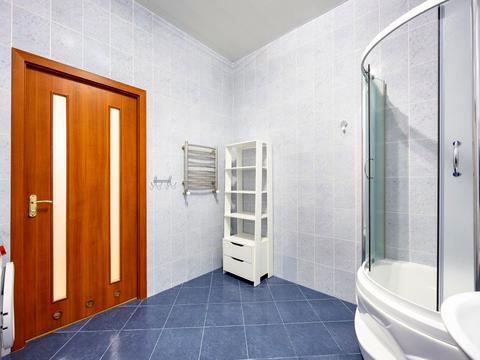 квартира за адресою Олександра Олеся вул., 25-Д