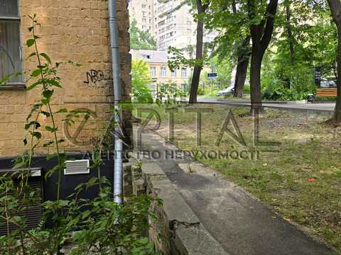 коммерческая по адресу Семьи Бродских ул. (Смоленська), 3
