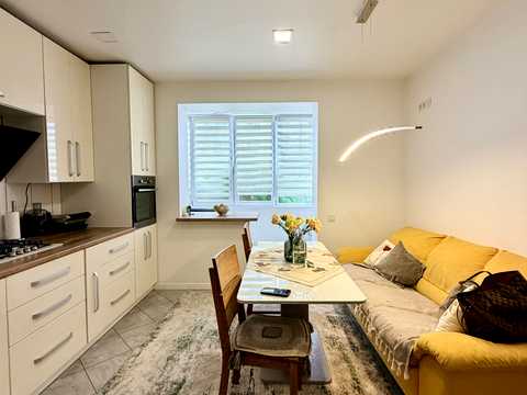 квартира за адресою Винна Гора вул., 8