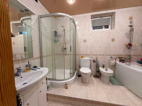 будинок за адресою Верхня вул., 11