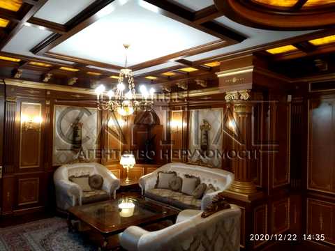 комерційна за адресою Болсуновська вул. (Сергія Струтинського), 2