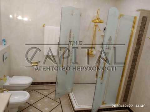 комерційна за адресою Болсуновська вул. (Сергія Струтинського), 2