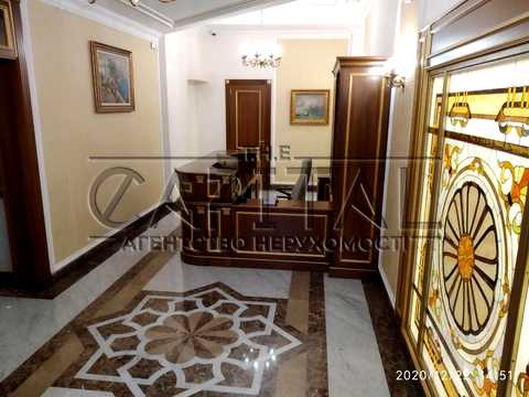 комерційна за адресою Болсуновська вул. (Сергія Струтинського), 2