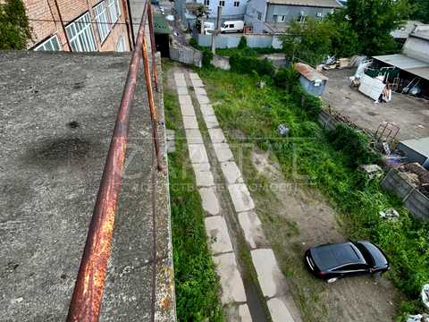 комерційна за адресою Віскозна вул., 10