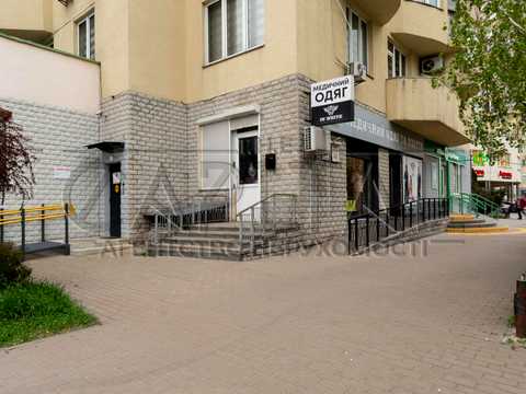 комерційна за адресою Київ, Анни Ахматової вул., 48