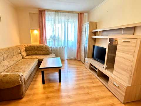 квартира по адресу Героев Днепра ул., 79