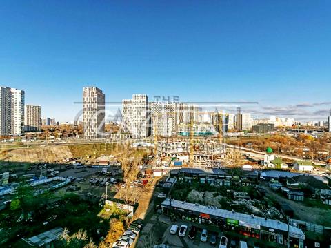 коммерческая по адресу Центральная ул., 21-А