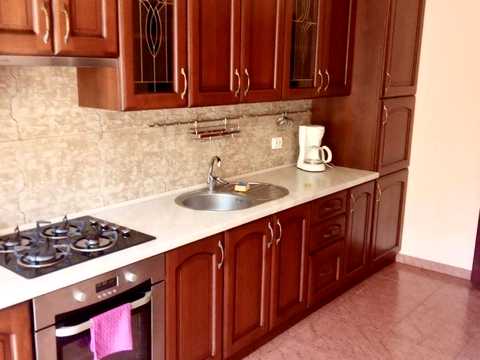 квартира за адресою Наукова вул., 49-А